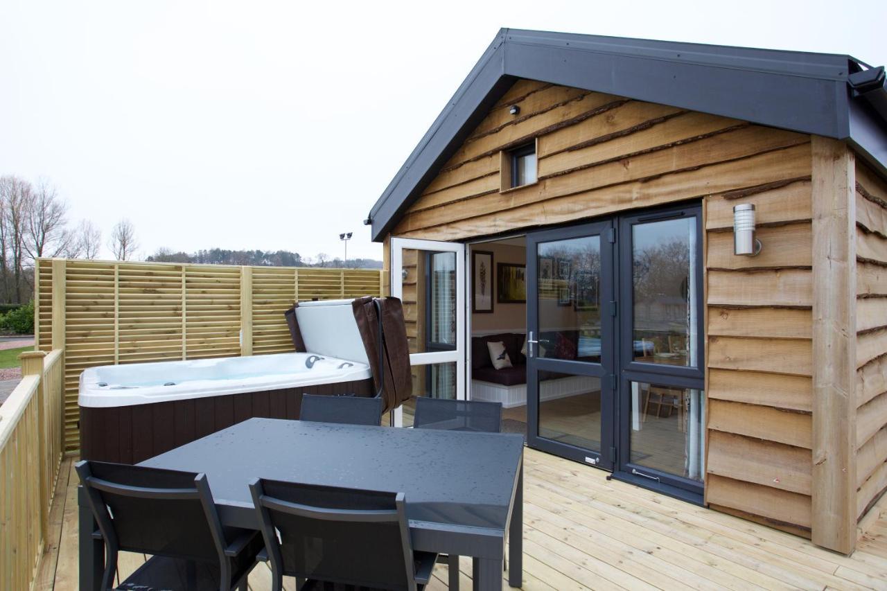 Braidhaugh Holiday Lodge And Glamping Park Crieff Εξωτερικό φωτογραφία